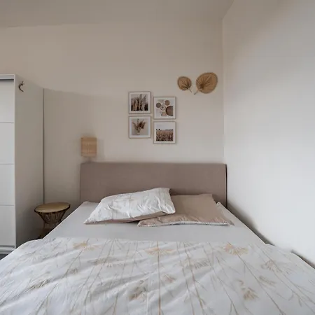 Designovy S Vyhledem Na Reku Apartment *