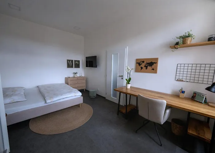 Elegant Riverside With Breathtaking Rock Views Apartmán Praha