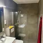 Apartment Elegant Riverside With Breathtaking Rock Views *
